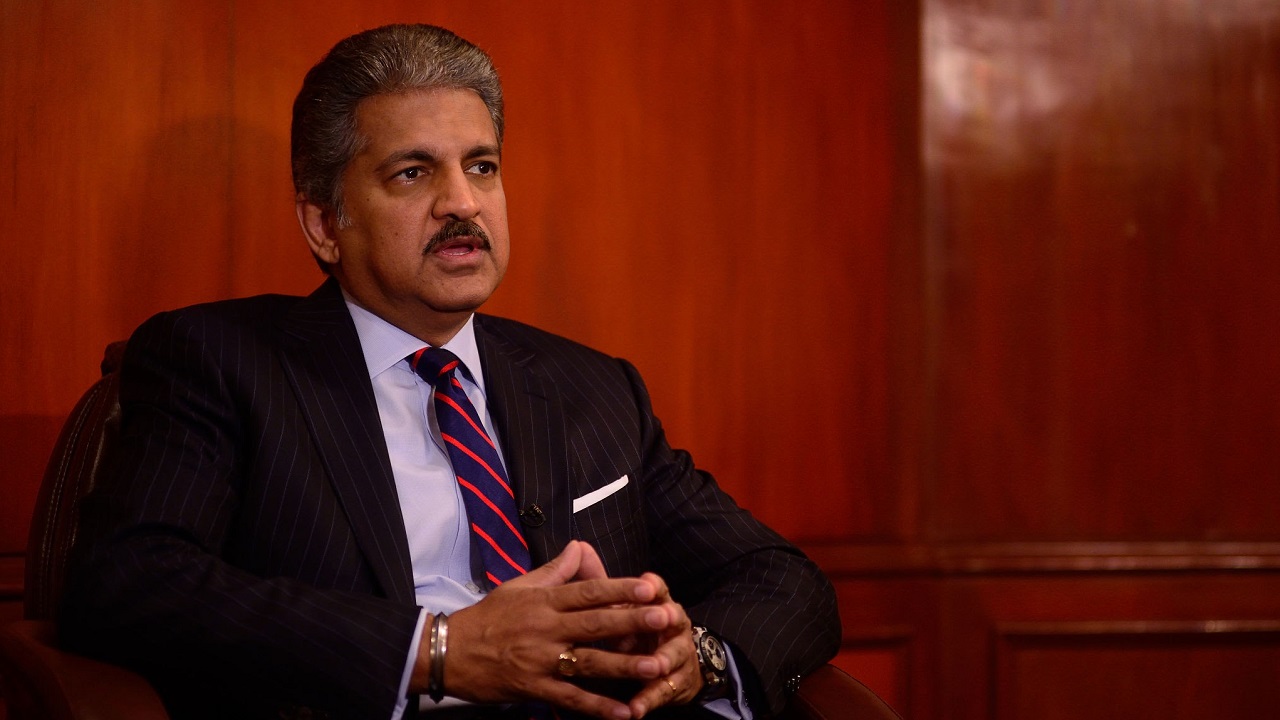 Anand Mahindra, announces to recruit Agnipath Scheme trained young people.